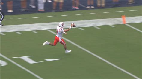 Peevy throws for a touchdown, Bell adds a rushing TD, Mercer tops North Alabama 17-7 in FCS opener